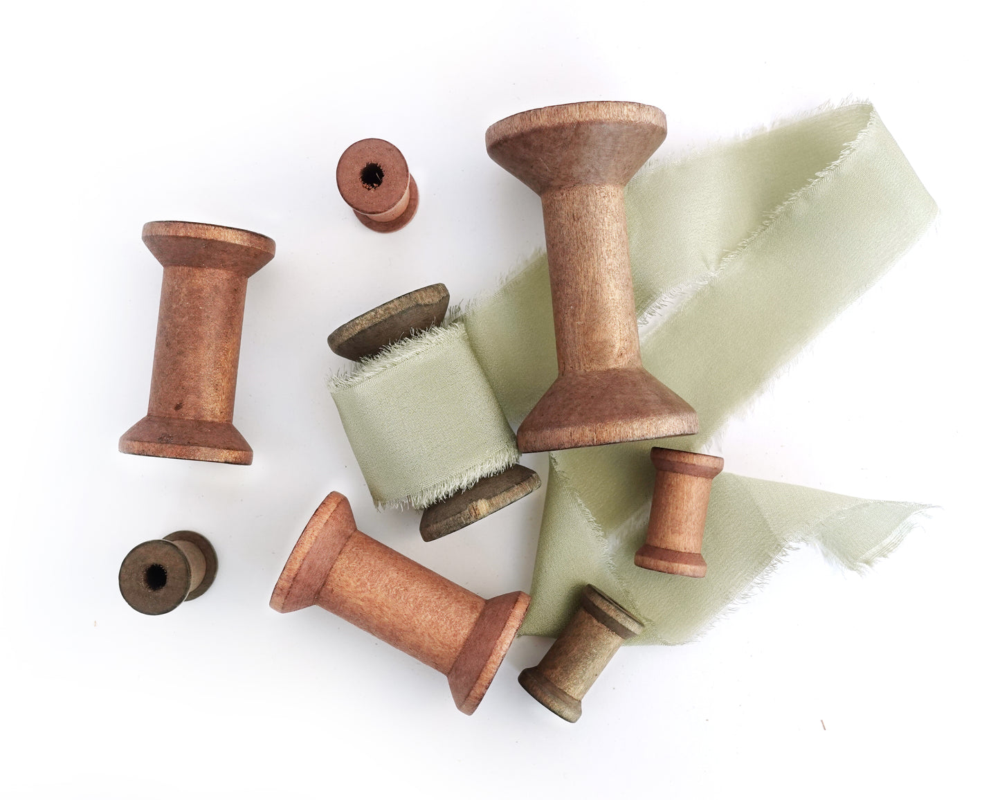 Vintage-Styled Stained Wood Spools